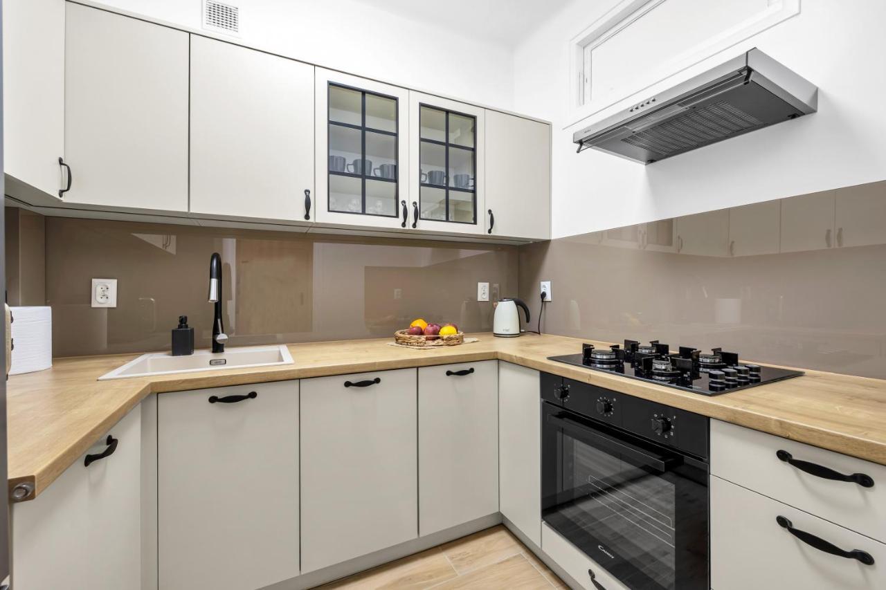 Unique Old Town 2Br Apt Stara 7 Варшава Екстер'єр фото